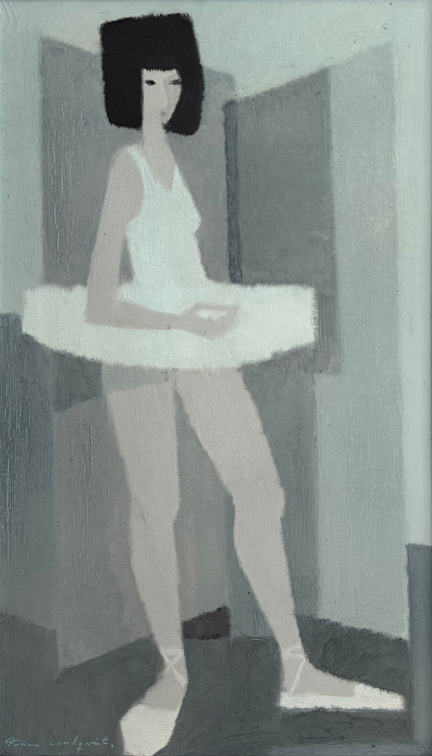 Standing Ballerina in Grey